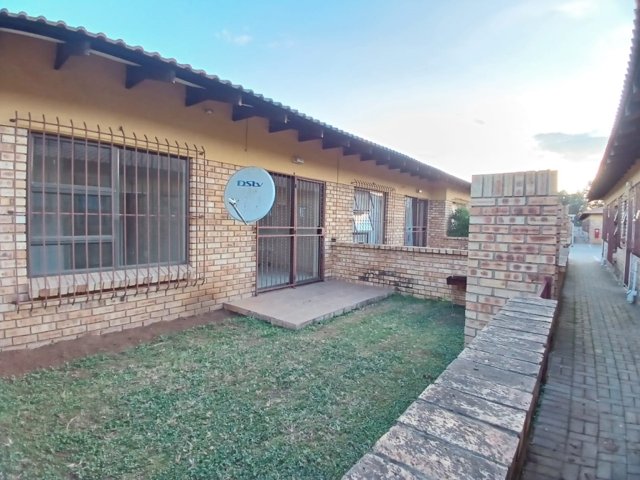 1 Bedroom Property for Sale in Vaalpark Free State